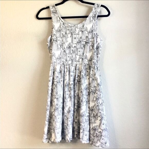 BBC Dr Who fit and flare dress with Weeping Angels, Cybermen and The Tardis - Picture 2 of 4